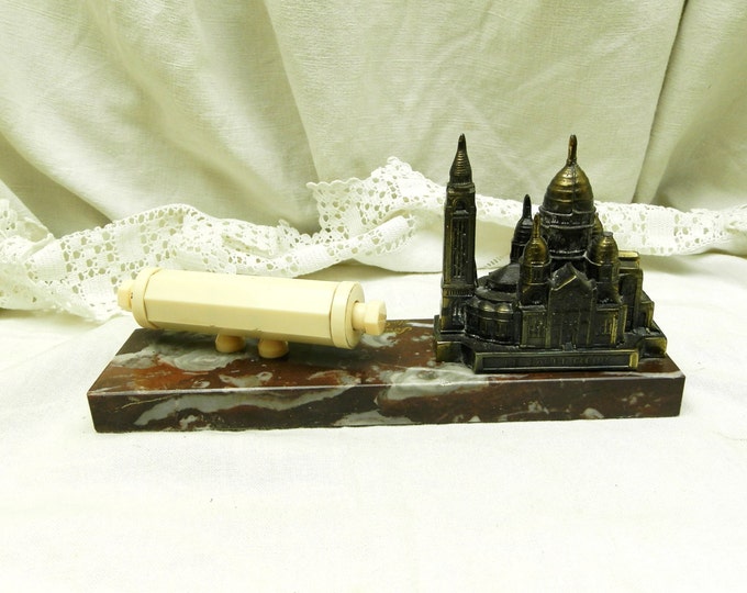 Vintage French Souvenir de Paris Perpetual Calendar with Statue of the Sacre Coeur / French Midcentury Decor/ Parisian Decor/ Souvenir/ Home Vintage French Souvenir de Paris Perpetual Calendar with Statue of the Sacre Coeur / French Midcentury Decor/ Parisian Decor/ Souvenir/ Home