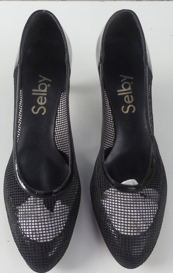 Vintage Pair of Womans Shelby Black Mesh Shoes by VintageElations