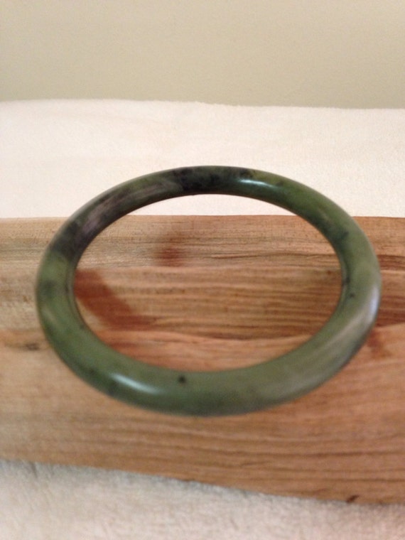 Vintage Chinese Jade Bangle Bracelet Nephrite by TreasuresFromUs