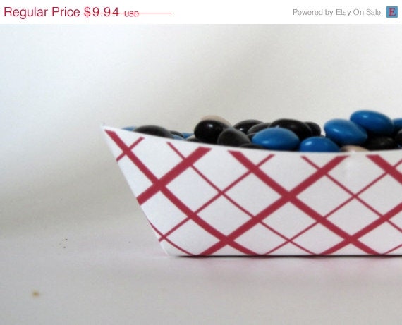 ON SALE - 75 MEDIUM Retro Red Plaid Food Tray for Parties, Showers or Wedding, Candy Buffet Il_570xn