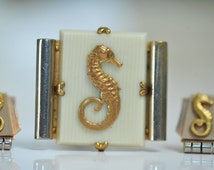 Broche Art Déco Bakélite Hippocampe - Créateur Jean Painlevé, Ancienne, Occasion