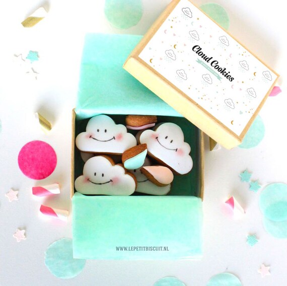 Cloud cookies 10 pieces and 10 drops in a pretty box. Fits in Your Mailbox!
