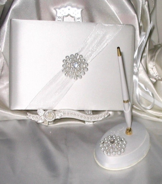 Wedding Brooch Guest Book & Pen Set White Satin and Pearls