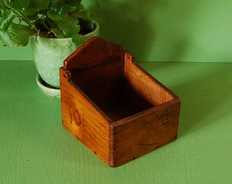 Vintage Wooden Storage Box / Small Rustic Wood Box