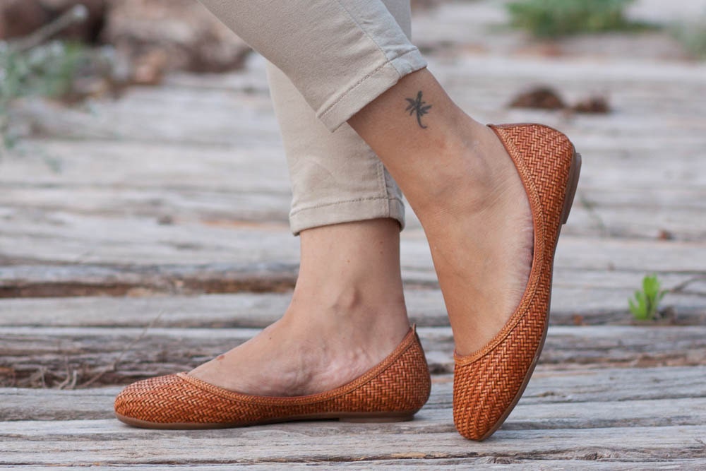 camel color flat shoes
