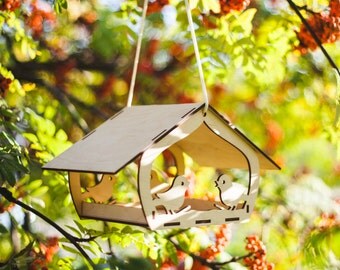 Bird feeder / wooden bird feeder / garden decoration / hanging bird feeder / large bird feeder / hand crafted / bird feeder / handmade