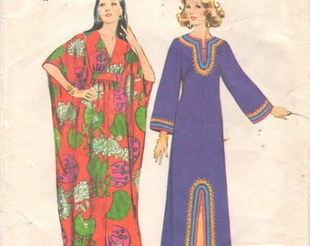 Simplicity 5315 1970s Misses CAFTaN Pattern Kimono Sleeve Womens Vintage Sewing Pattern Size Small Bust 31 32 OR Medium Bust 34 36