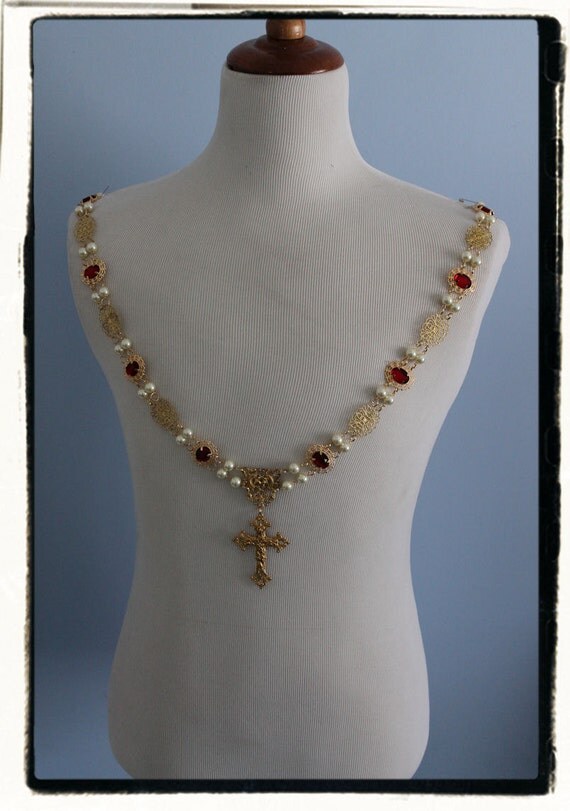 The Cardinal Gold and Ruby Mens Tudor Chain of Office Neck