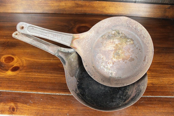 Pair Of Vintage Cowboy Skillets Cookware Country Kitchen