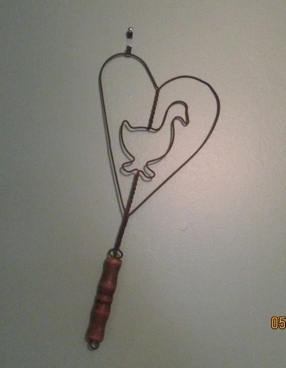 Vintage Rug Beater / Duck Heart Pillow Fluffer / Rustic Wall