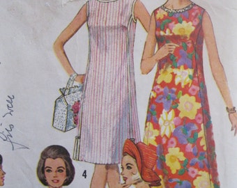 60s A-line Sleeveless Sundress with Round Neckline in Two Lengths and Sunhat Pattern. Simplicity 5455 Size 16 Bust 36 inches.