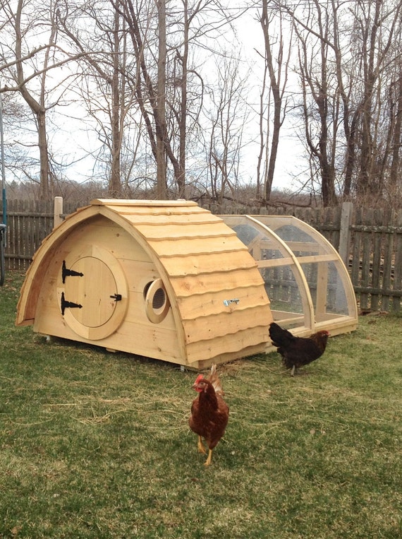 Hobbit Hole Chicken Coop Attached Run for up to 6 birds