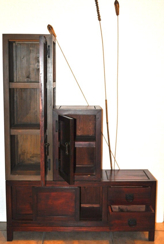 Kagumise&rsquo;s Kaidan Tansu A Fabulous Classic Example by KAGUMISE