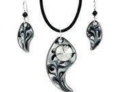 Porcelain pendant & earring set featuring a 12mm Swarovski Rivoli crystal. Paisley shape with marbled neutral black, white and grey swirls.