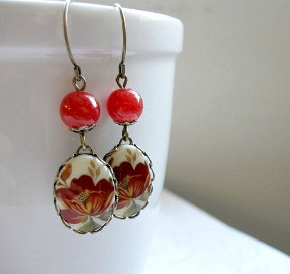red floral earrings