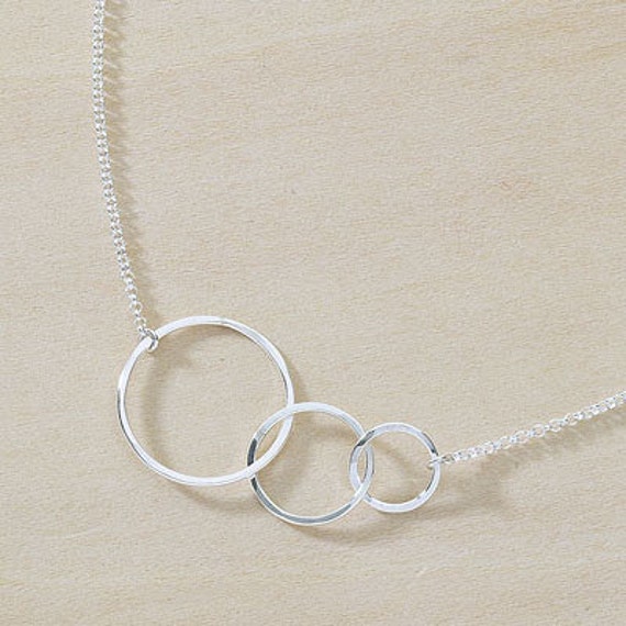 Three Interlocking Rings Wholesale Necklace Three Circles