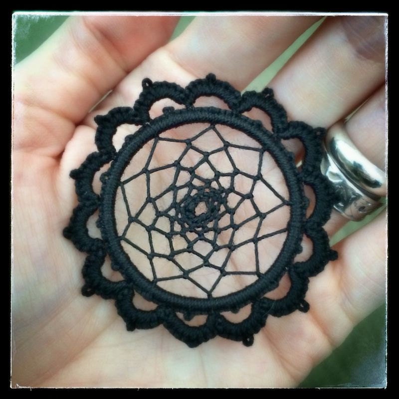 https://www.etsy.com/listing/169779721/tatted-lace-pendant-dream-catcher?