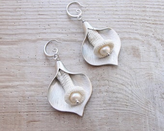 Cala Lily Earrings with Pearl and Needle lace - The Organics Collection
