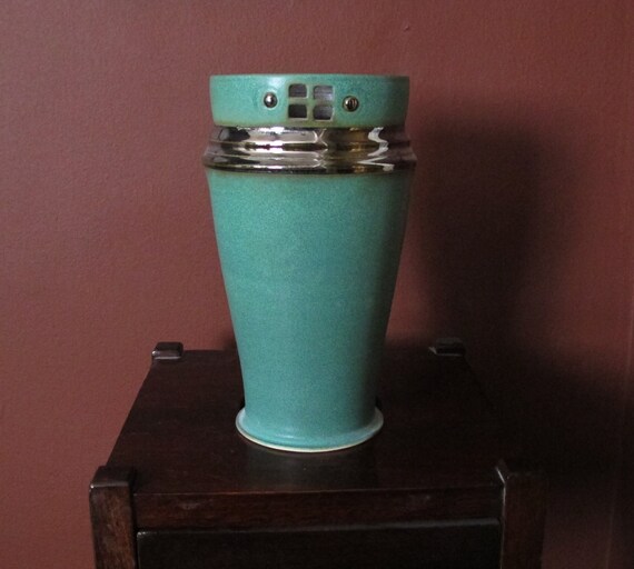 Arts & Crafts / Mission Style Vase