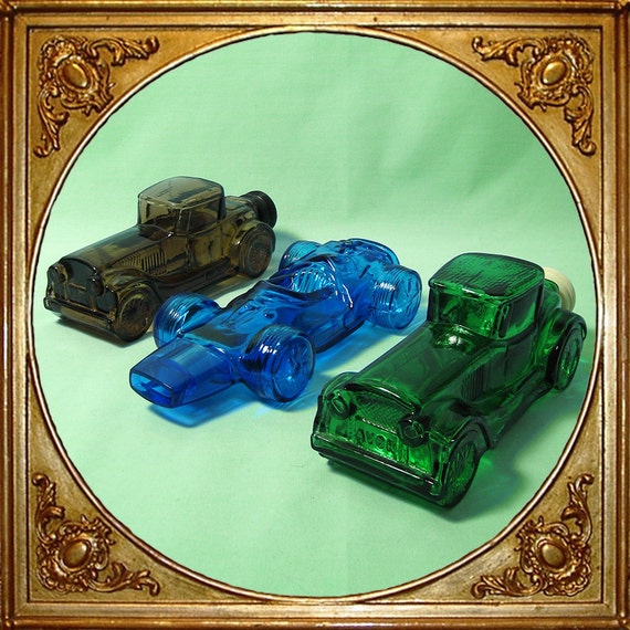 70s Avon 3piece aftershave set in large old timey carshaped