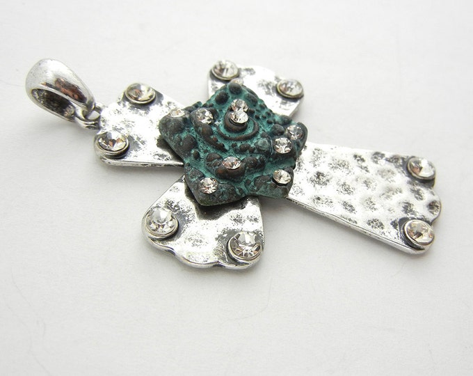 Antique Silver-tone Hammered Cross Pendant with Verde Patina Rose and Rhinestones