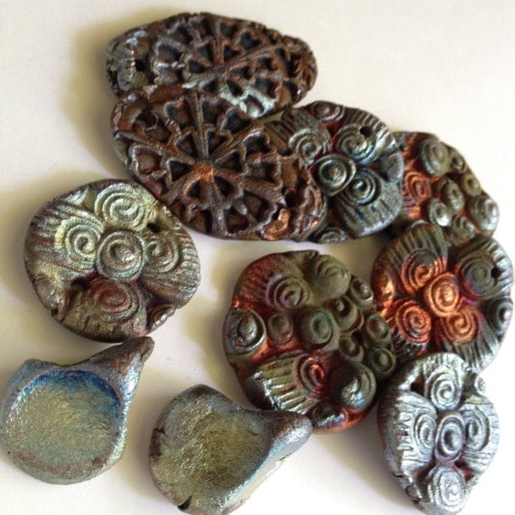 Raku Clay Cat Beads, 25mm, 1 Piece