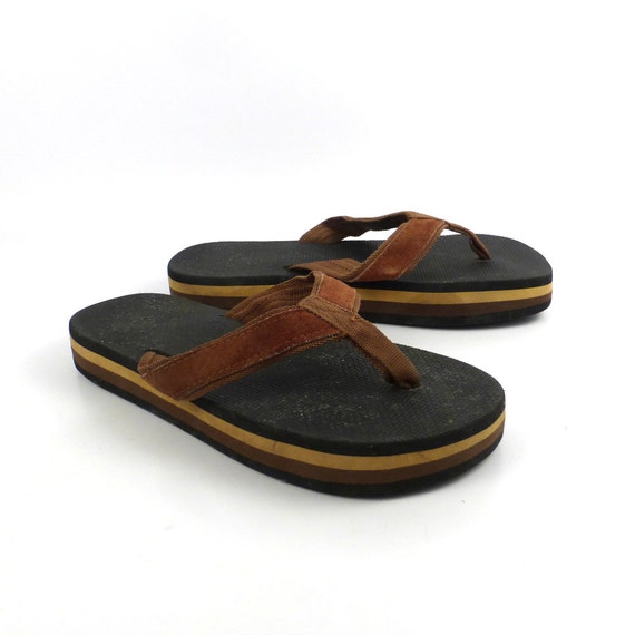 1980s Flip Flops Vintage Sandals Brown by purevintageclothing