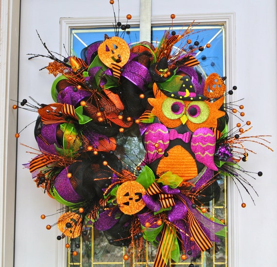 Colorful Owl Halloween Wreath,Colorful Halloween front door Decoration,Party Decoration,Burlap and Mesh Halloween Wreath