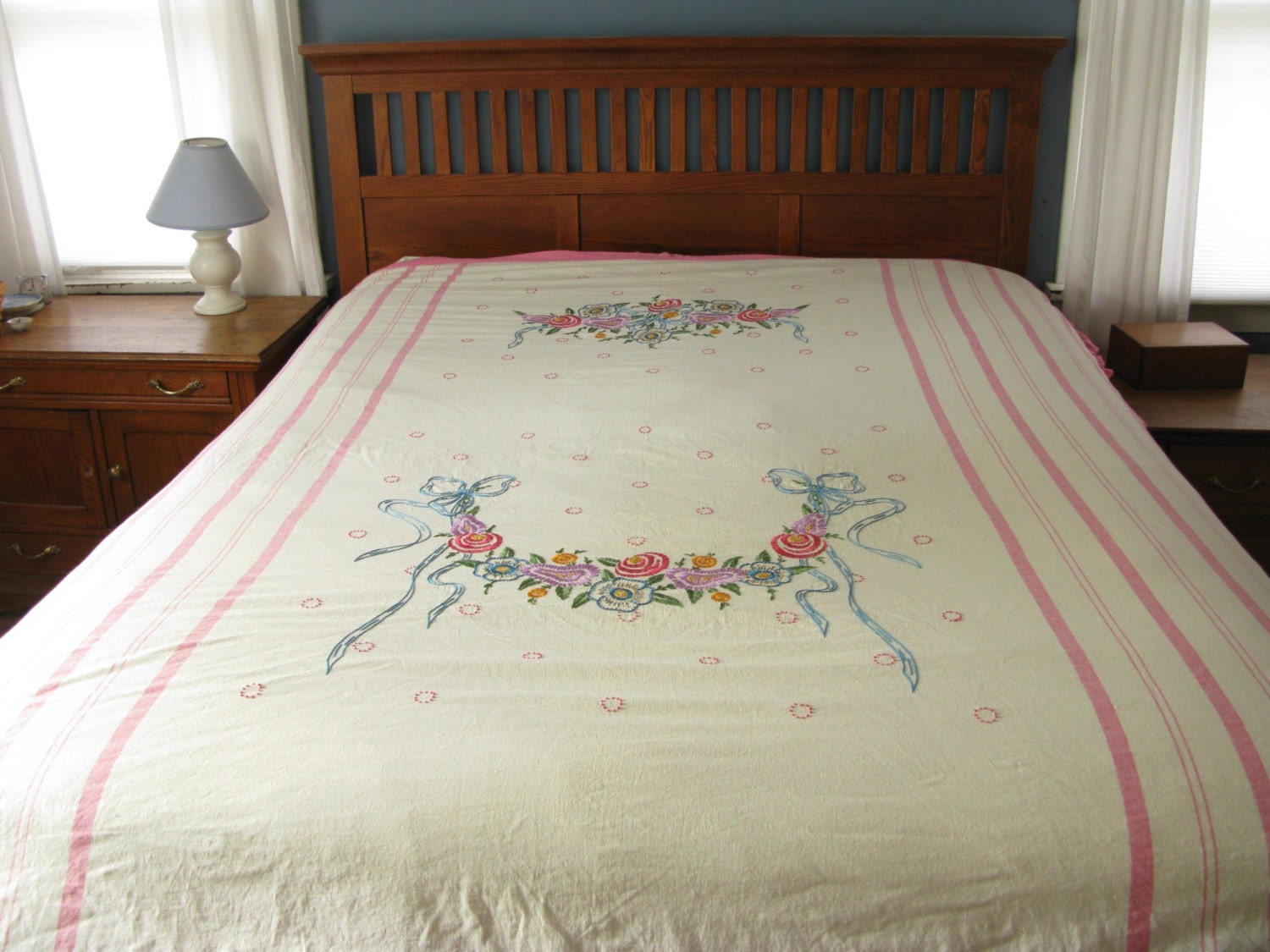 Vintage Embroidered Bedspread cotton bedspread lightweight