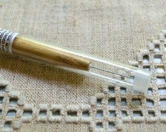 Pearl Reamer Extra Fine Wood Handle 5in Hole Puncher
