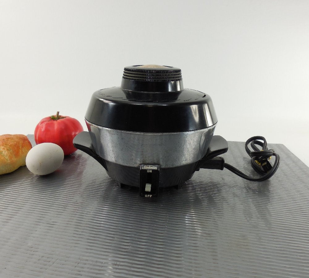 Sunbeam Electric Egg Cooker Appliance Model 231A