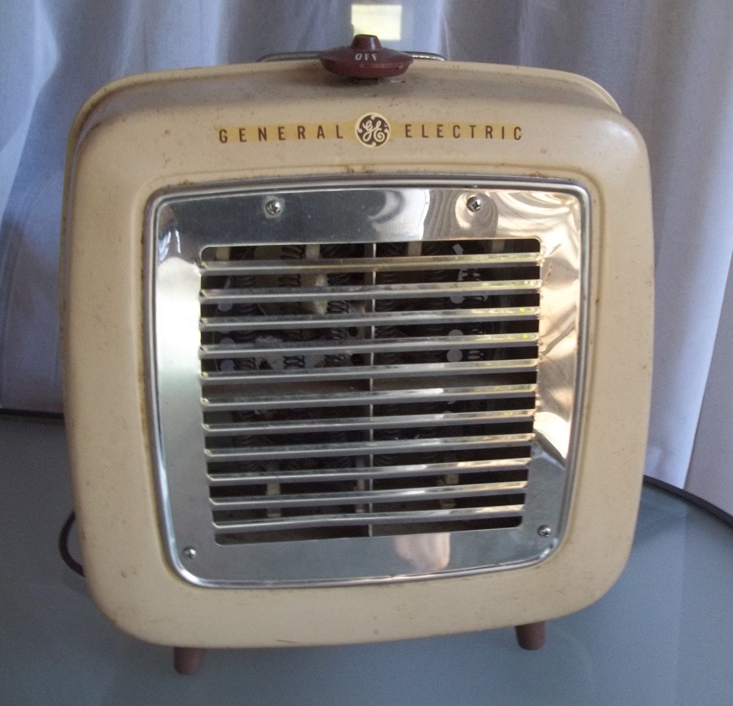 Vintage General Electric Portable Space Heater Still Works