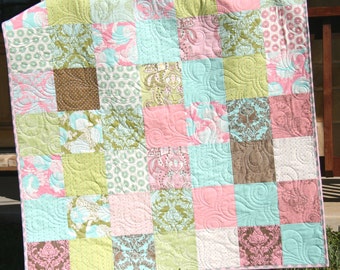 Turquoise Shabby Chic Quilt With Comforter