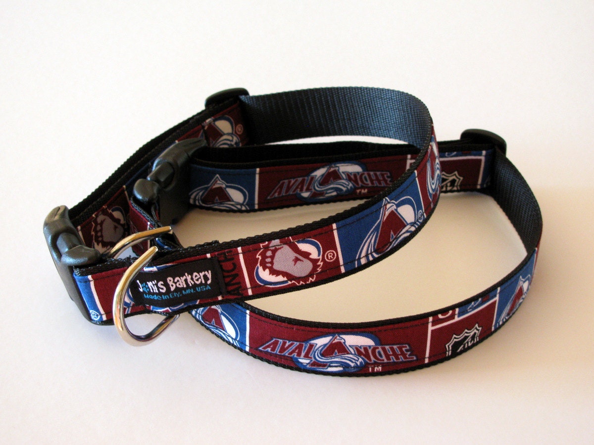 NHL Colorado Avalanche Adjustable Dog Collar