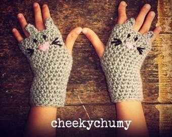 Mouse fingerless gloves, wrist warmers, mittens. One size fits all.