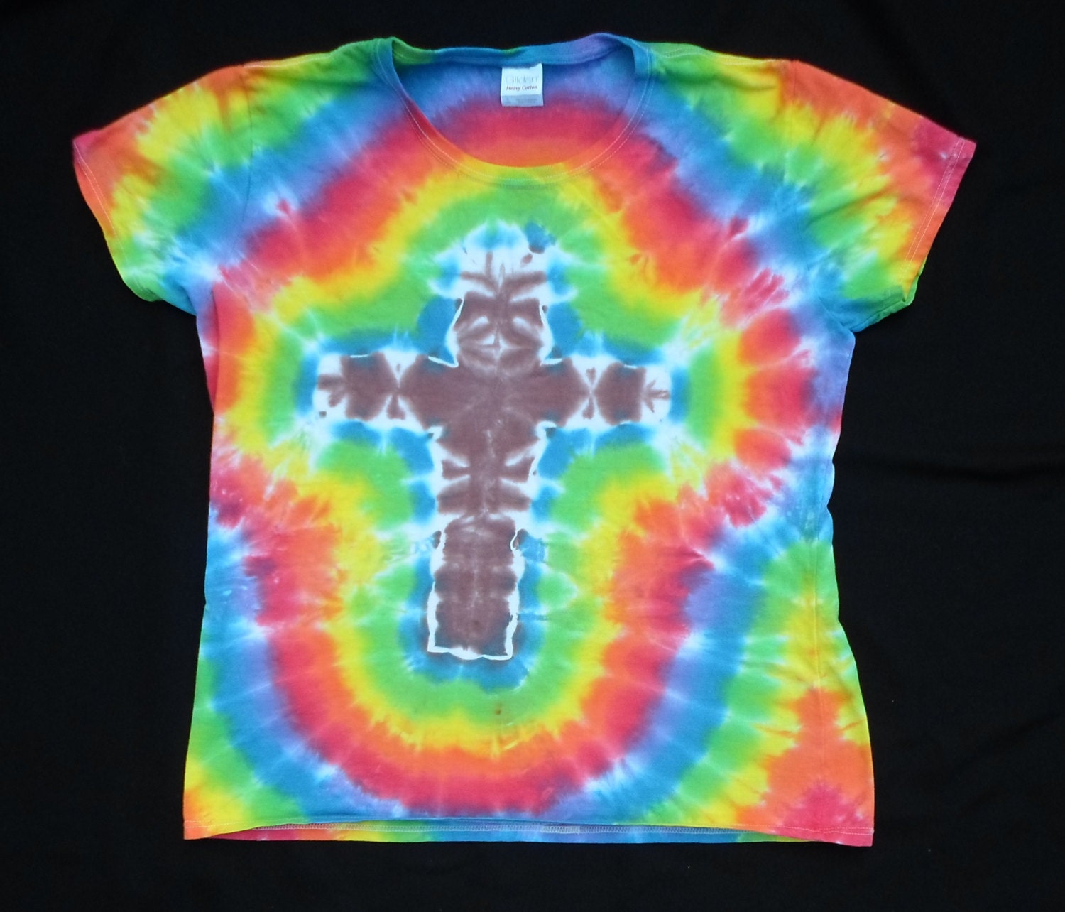 how to make a tie dye cross shirt