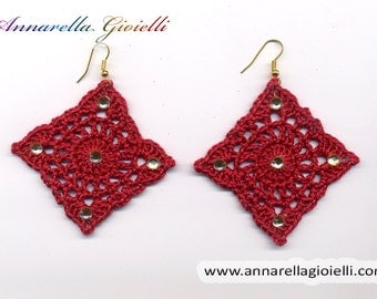 Crochet earrings, red, handmade, square, strass, golden, thread, cotton, rumble, modern style, #E186