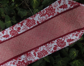 Red and white floral quilted table runner. Spring quilted table runner. Mother's Day gift