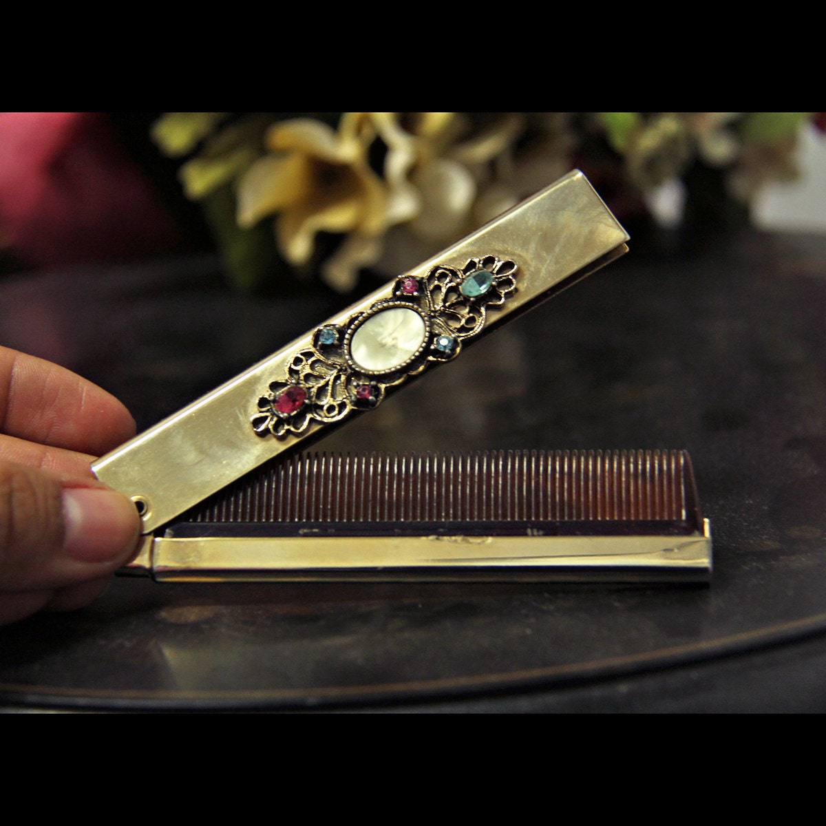 Vintage Folding Comb