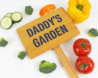 DAD'S GARDEN Cedar Wood Sign, Oil Sealed: Hand Routed, Personalized Garden Sign, Custom Name