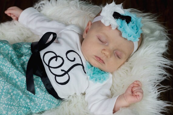 314 New baby headband length 568 Monogrammed baby gown and flower headband, layette, sleeper, nightgown   