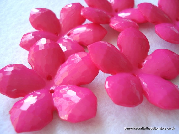 40mm Pink Acrylic Flower Buttons Pack of 10 Big Pink Buttons A138