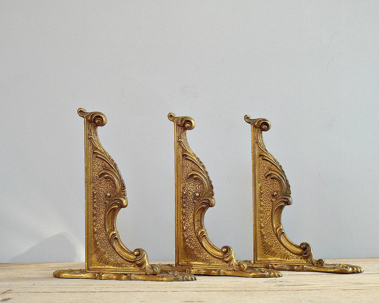 AMAZING Art Nouveau shelf bracket vintage brass by viadeinavigli