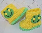Baby boots shoes slip on booties size newborn infant 3-6 months yellow green bright (shoe size 2-3) Gifts and photo props- Ready to ship!