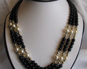 Beautiful & Elegant Triple Strand Beaded 20" Necklace, Black with Gold and Pearl Accents, Vintage