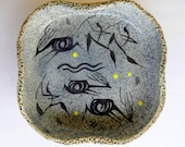 Vallauris 50s Lava Art Pottery Dish, Lascaux Paleolithic Decor, modern abstract primitive,  Gray black yellow, France