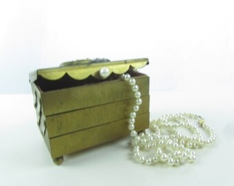 BRASS JEWELRY BOX, vintage jewelry box,Trinket Box, Metal Jewelry Box, decorative box,