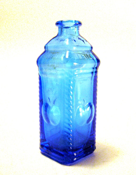 Miniature Blue Bottle Wheaton Glass Raised by wildlifegardener