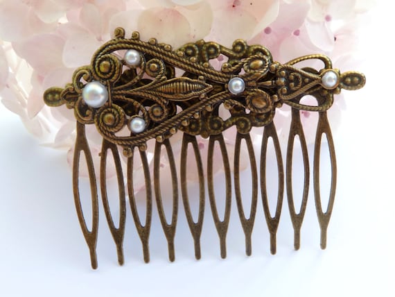 Baroque hair comb in bronze , festive hair comb, antique hair jewelry, bridal hair comb, hair cameo jewelry, LARP hair comb