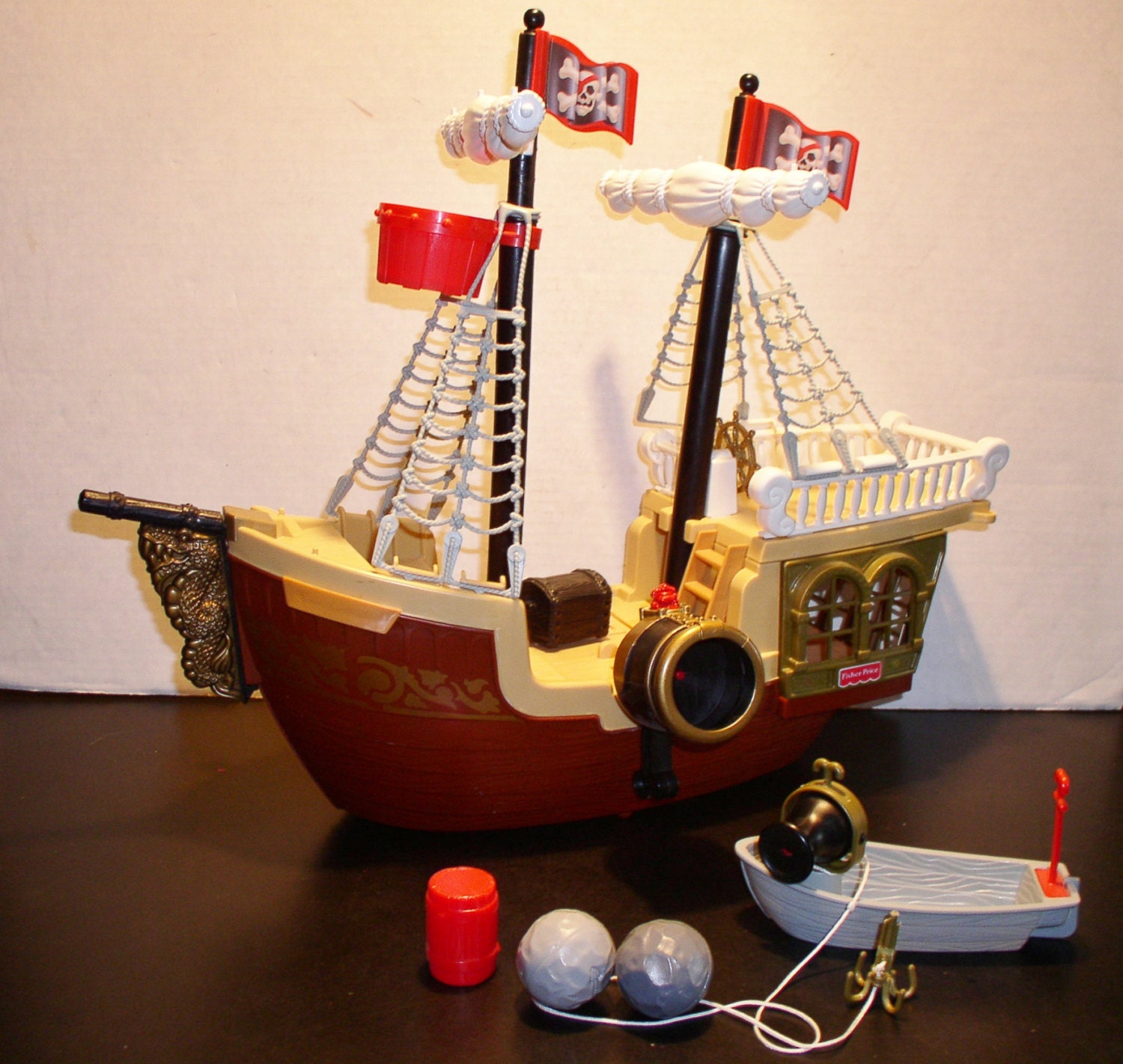 1994 Fisher Price 7043 Pirate Ship Nearly Complete with Dingy